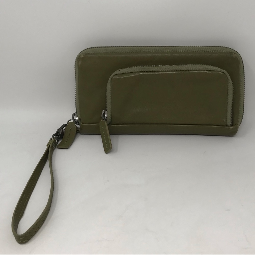Hobo International wristlet